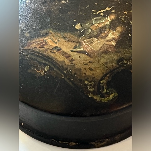 Antique Lacquered Courting Couple Scene Lidded Powder Trinket Box Red Inside - Picture 11 of 12